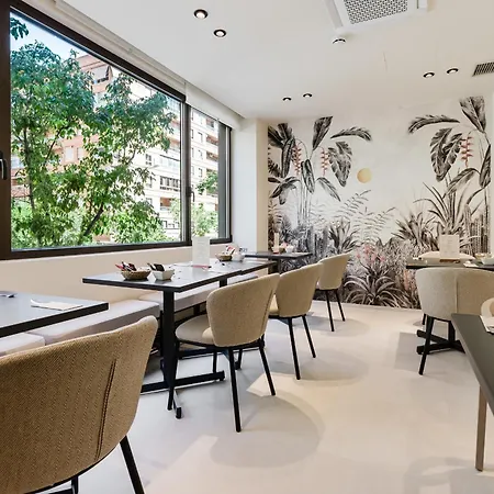 酒店 Ciencias Select 3*